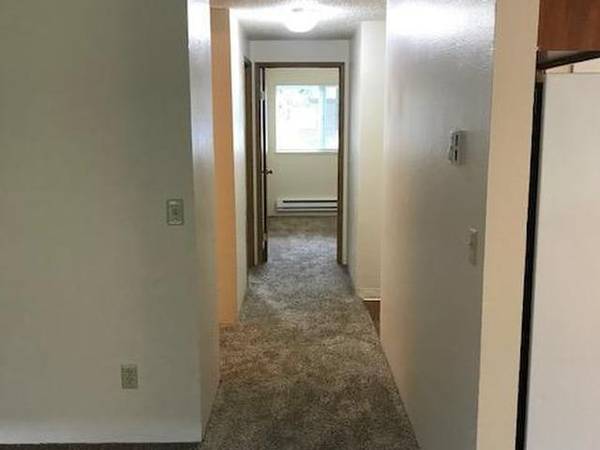 $1,425 / 2br - 847ft2 - Patios y Balcónes Privados, Acceso a Internet de Alta Velocidad, Basurero (VANCOUVER)63841707805699121