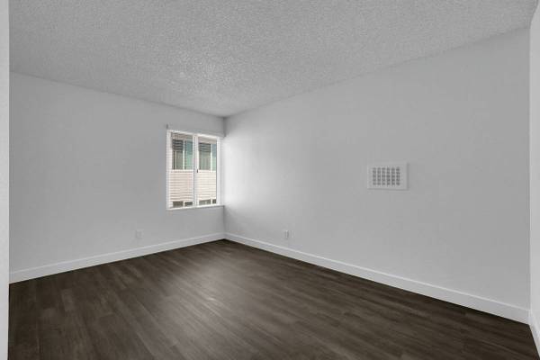 $2,300 / 1br - 625ft2 - Assigned Covered Parking, Night Patrol, A/C & Heat (501-525 N 4th St, Montebello, CA)63857622788609124