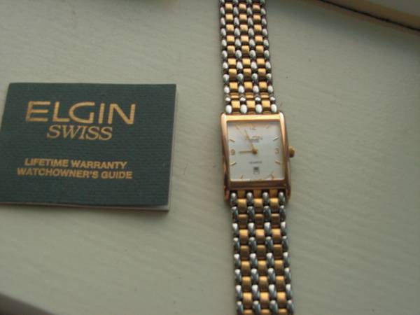 Men's Elgin Swiss Quartz Wristwatch 1