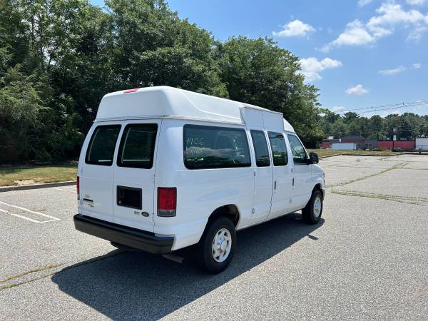 2014 Ford E250 Hightop Van - $10,500 (Raynham)63623750765955124
