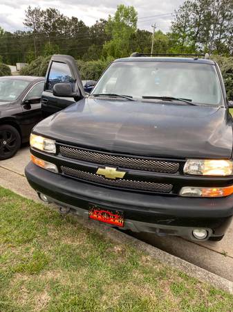2002 Chevy Tahoe 4x4 z71 - $5,500 (Grantville)63620566650755121