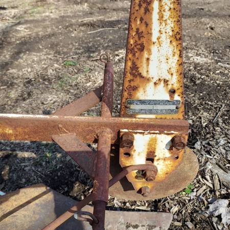 Single bottom plow 1