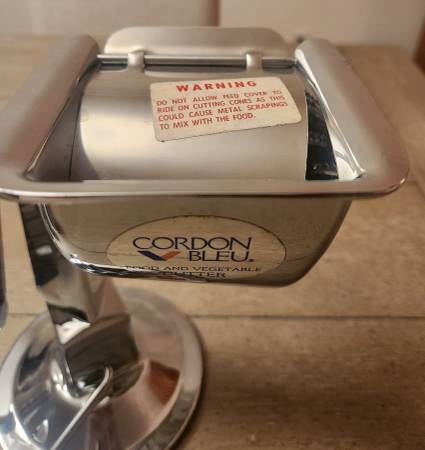 Vintage Cordon Bleu Manual Food Processor/Shredder - $35 (santa rosa)63471477692929124