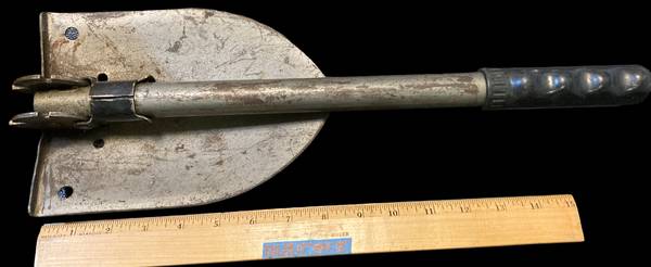 Vintage Foxhole Shovel - $5 (Baldwin)63471464044291120