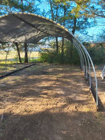 Steel hoops fir makin structures like greenhouse carport hoophouse 1