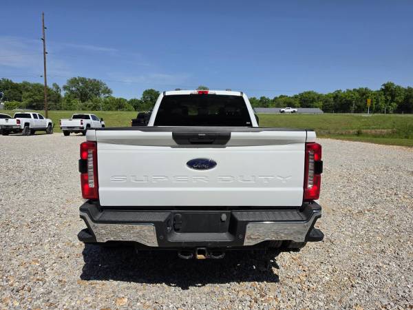 2023 Ford F-350 F350 F - Photo 2