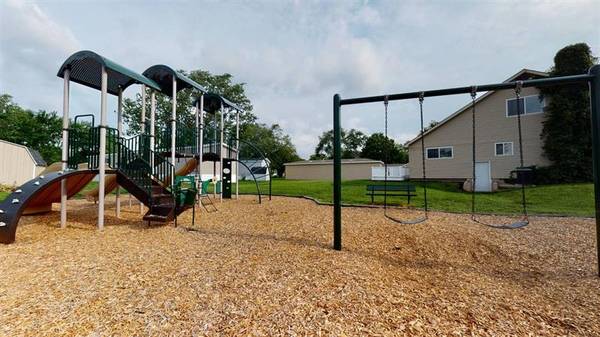 $1,339 / 3br - FOR SALE 3 BEDROOM 2 BATH $53,999 (lansing)63620275146627123