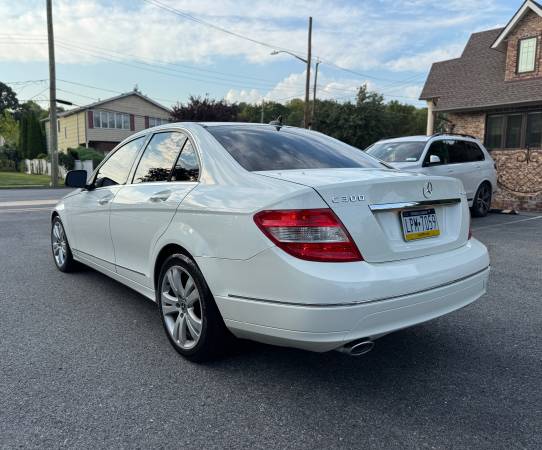 2008 MERCEDES BENZ C300 SPORT 4MATIC - $4,500 (Staten island)63470771681153124
