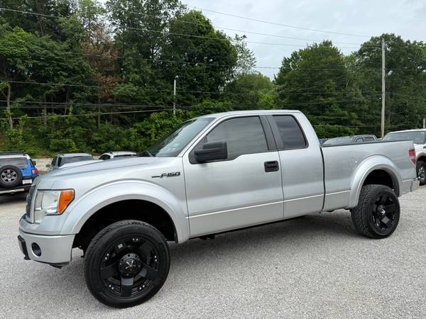 2010 Ford F150 STX SuperCab - 4.6 V8 - 4x4 - 129,000 millas. ¡Un solo dueño! - $7.995 (Akron)63435981644931121