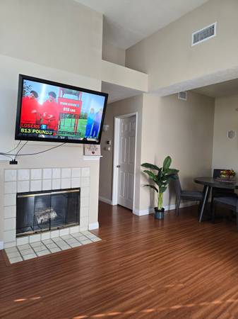 Bedroom and private bathroom for rent 1