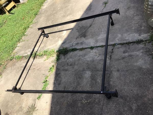 Full size bed frame 1