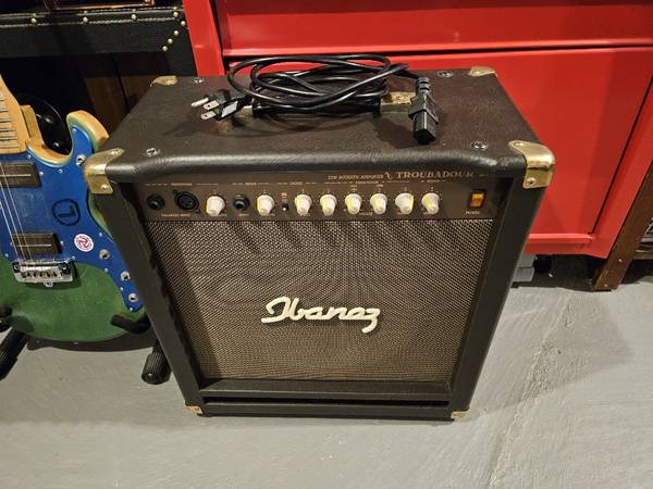 ベース Ibanez TROUBADOUR TA25 25W ベース Ibanez TROUBADOUR TA25 25W Ibanez Troubadour TA25 25W