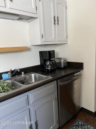 $1,250 / 1br - 755ft2 - Fully furnished ground floor ranch style64004785155715122