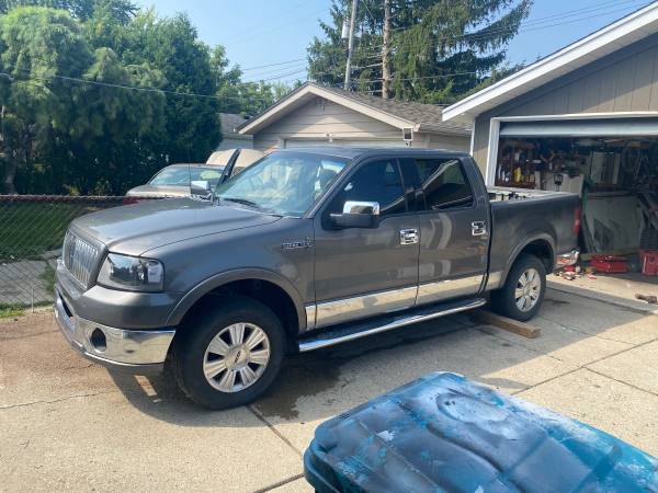 2006 Lincoln mark lt 4x4. For parts 1