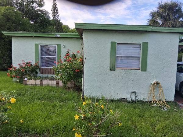 $130,000 / 3br - Fixer upper 3 bedroom 1 bath (Melbourne FL)63923536817666121