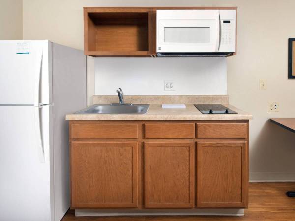 $1,290 / 1br - Temporary Housing (Dunn Ave)64005272089731124