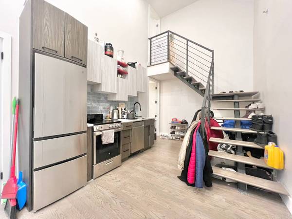 $1,500 / 4br - 🏡 Bushwick Roomshare | 4 Bed 4 Bath ✨ Spacious + Modern Living (Brooklyn)63816625613825120