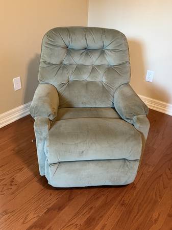 Recliner 1