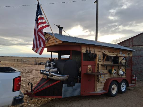 Smoker/ Grill Trailer 1