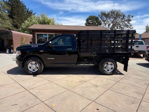 2019 RAM 3500 Stake Truck - Photo 6