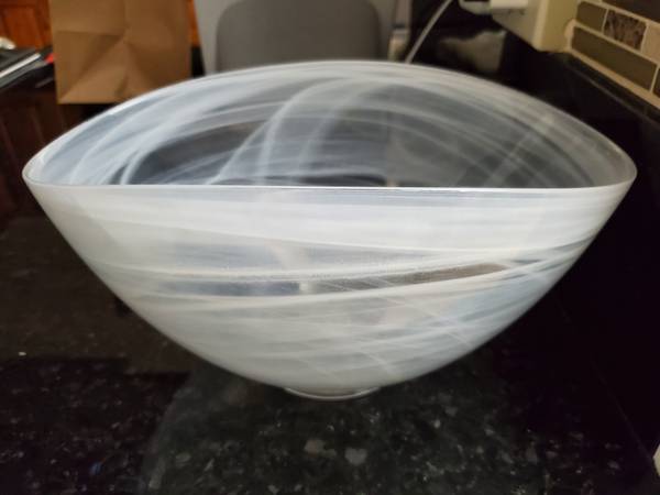 New Decorative Accent white glass bowl 1