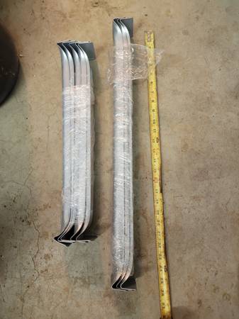 Moving box wardrobe bars 1