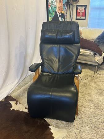Human Touch Silhouette PC-075 / PC-75 Perfect Chair Leather Recliner 1