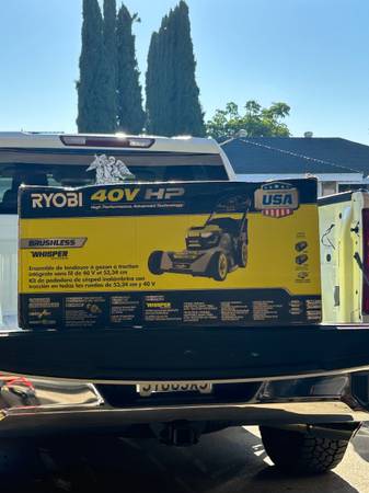 Ryobi 40V Self Propelled Lawn Mower 1