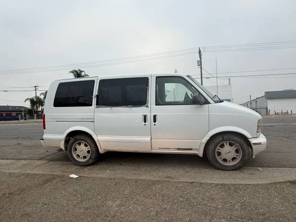 2005 GMC PARTING OUT 1