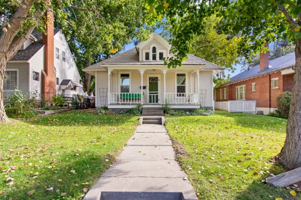 $1,300 / 2br - 1144ft2 - Cozy 2 Bed 1 Bath Home in Jerome (Jerome)63963189276291120