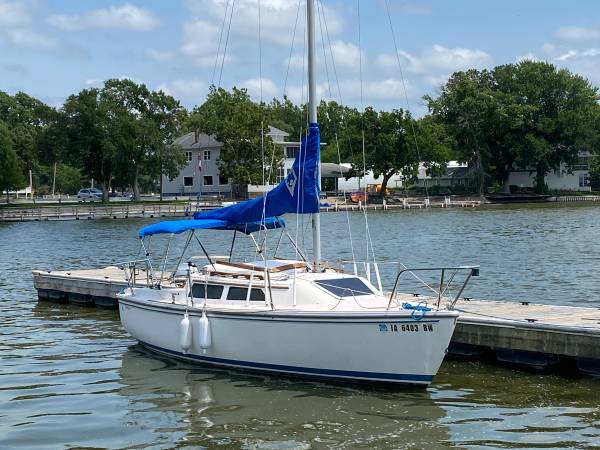 For Sale: 1990 Catalina 22 Wing Keel sailboat 1