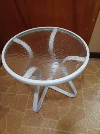 Small glass top table 1