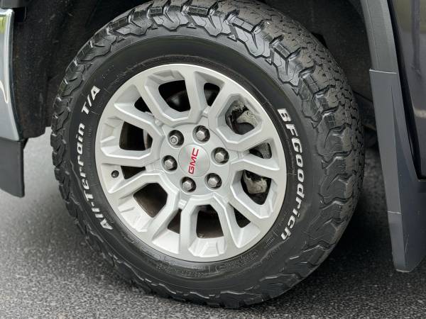 2016 GMC Sierra - Photo 10