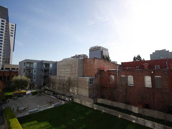 Controlled-access building, Central A/C 1