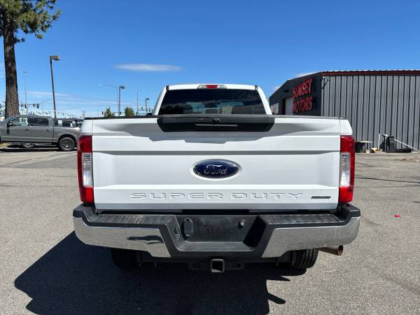 2017 Ford Super Duty F-350 SRW XLT 4WD SuperCab 8 Box - $34,988 (322 W. Kathleen Ave.)63442621110147123