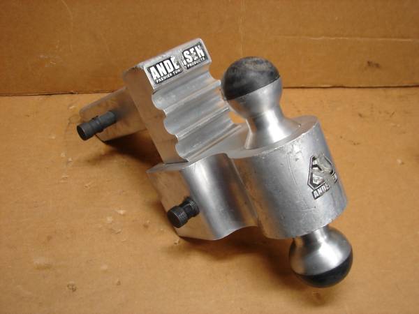 TRAILER HITCH - ANDERSEN RAPID HITCH 1