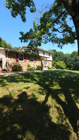 $415,000 / 3br - 1676ft2 - Casa en Venta: 10410 Pleasant Valley Rd (Frazeysburg)63697374670337121