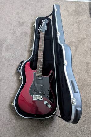 2008 USA Fender FSR Deluxe Mahogany HSS Stratocaster 1