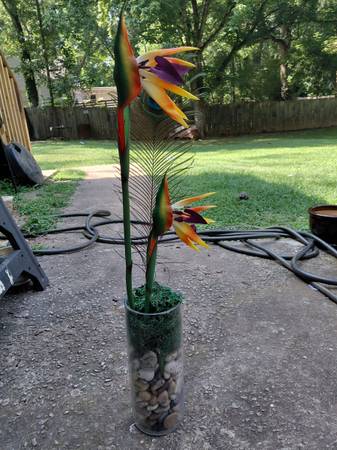 Birds Of Paradise Flower Arrangement Flora Vase - $20 (clarkston 30321)63469932311169120