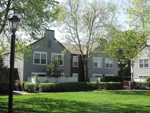 $2,220 / 2 hab - 788 pies² - Recorrido hoy, una visita obligada, cocinas con parrilla al aire libre, chimenea (North Natomas)63228547730179122
