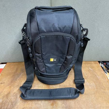 CASE LOGIC EXPANDABLE DSLR CASE, UP TO 14” DEPTH 1