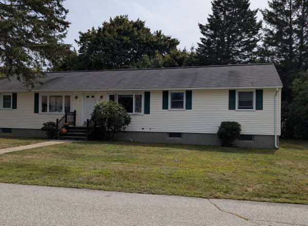 Spacious 2bdrm duplex 1