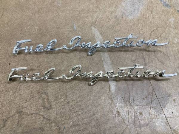 fuel injection Emblems  1958-1961 corvette 1