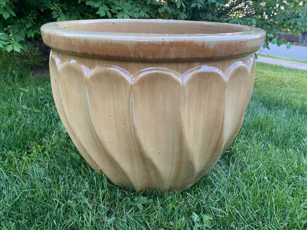 Large 22" Glazed Ceramic Round Planter Pot 1