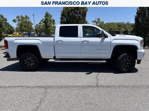 2018 GMC Sierra 2500HD 4X4 DIÉSEL Denali - $49,995 (* FINANCIACIÓN DISPONIBLE ** NUEVO O SIN CRÉDITO, ¡aceptado!)63613140510083123