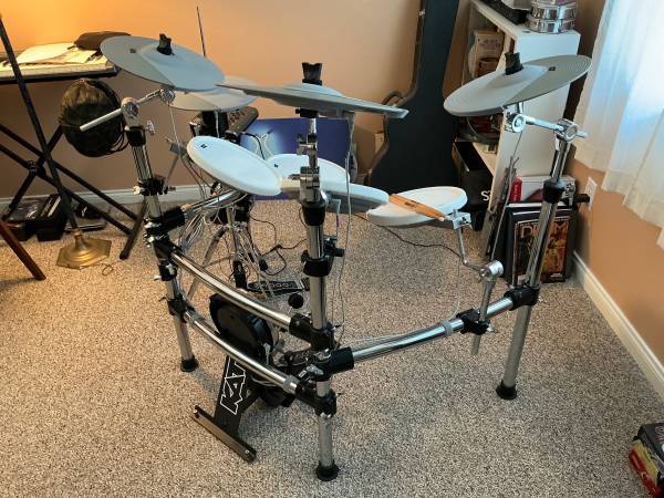 DW/KAT KT4 Advanced E-Drum Set 1