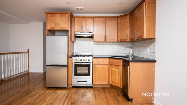 $4,169 / 3br - Renovated 2BR Duplex w/ Basement, W/D & Modern Kitchen (Bed-Stuy)63689788115201122