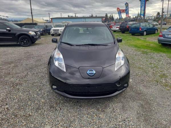 2013 *Nissan LEAF SL* 4 Drs Hatchback EV  LOW MILES and Gas SAVER! - $3,999 (SPANAWAY)63470886238081121