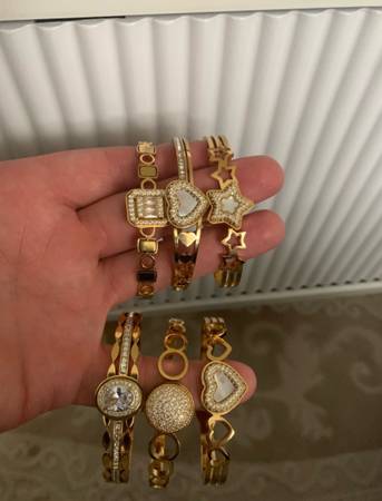 Multi piece bangles bracelets 1