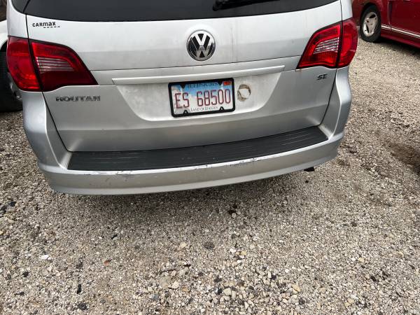 2012 Volkswagen routan - $500 (Streamwood)63618897353729122